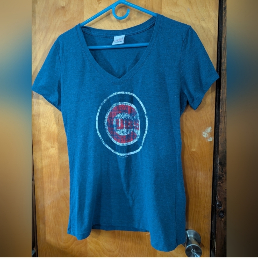 5th And Ocean Cubs Woman's Large T-shirt